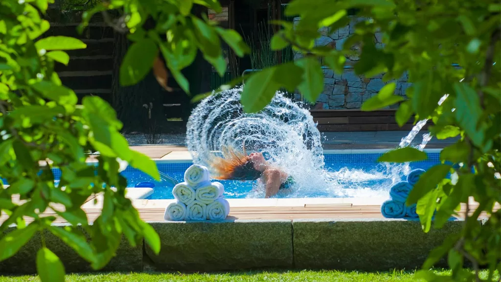 057_Los-Nobles-Piscina